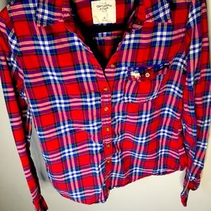 Women’s Abercrombie flannel button down